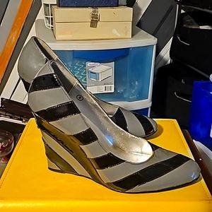 Vintage 1990s Striped Wedge Shoes by Dangerous, Sz 9, Black & Gray Patent Leathe